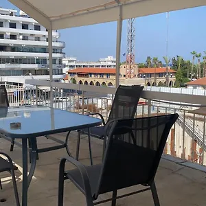 Unique 100 Meters From לרנקה