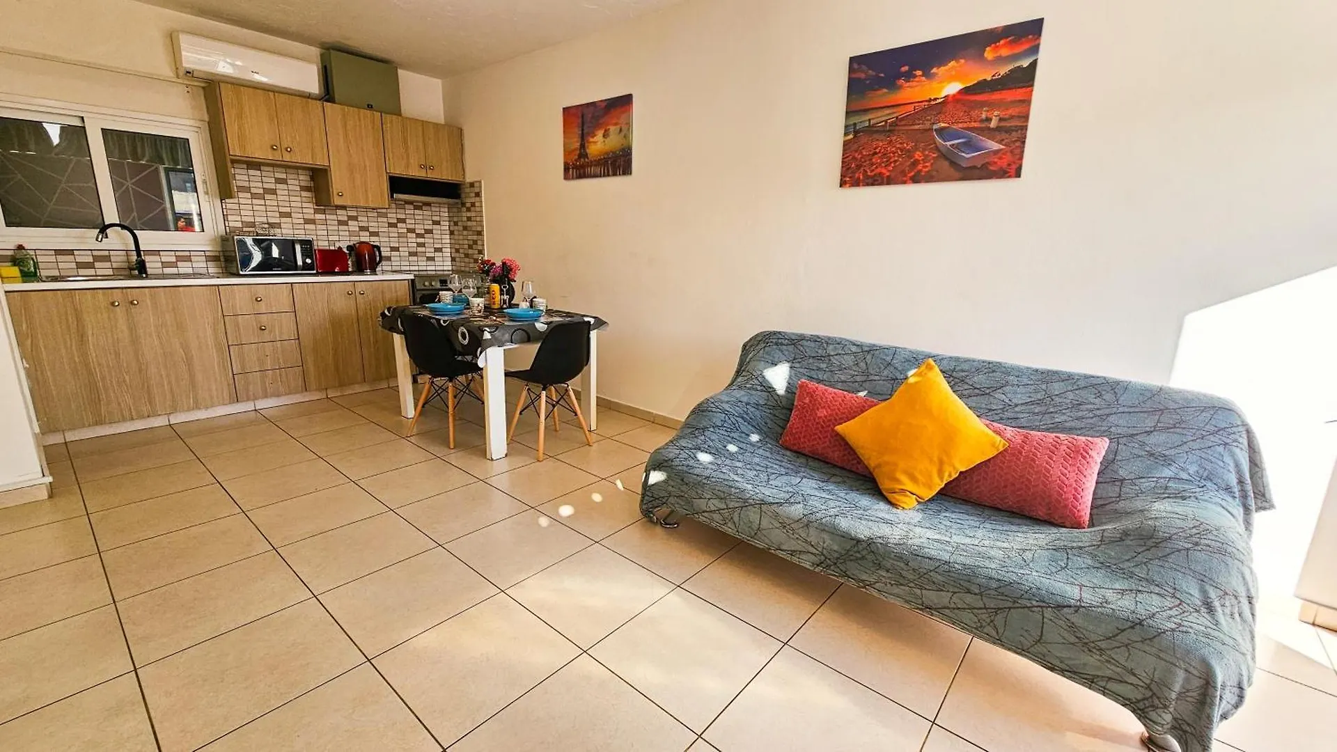 לרנקה Duplex Apartment